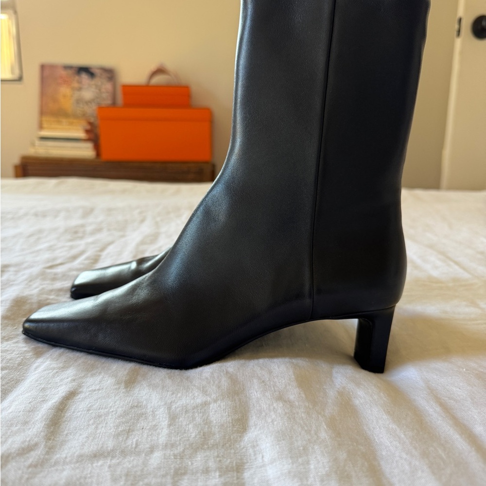 Massimo Dutti Black Leather Heeled Boots